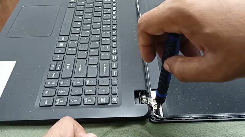 Preparing Laptop for repair